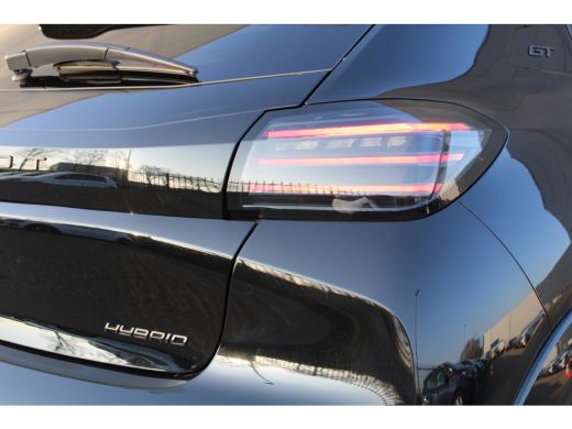 Peugeot 208 Hybrid 100 e-DCS6 GT | Automaat | Navi by app | Camera | Apple carplay | 14.000km | ActivLease financial lease