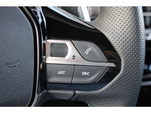 Peugeot 208 Hybrid 100 e-DCS6 GT | Automaat | Navi by app | Camera | Apple carplay | 14.000km | ActivLease financial lease