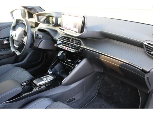 Peugeot 208 Hybrid 100 e-DCS6 GT | Automaat | Navi by app | Camera | Apple carplay | 14.000km | ActivLease financial lease