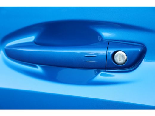 Peugeot 208 HYBRID 110PK GT PACK AUTOMAAT / NAVI / LEDER / CLIMA / PDC / 17" LMV / CAMERA / KEYLESS / ADAPT. ... ActivLease financial lease