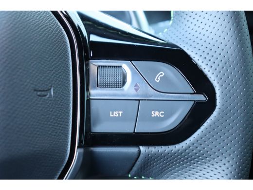 Peugeot 208 HYBRID 110PK GT PACK AUTOMAAT / NAVI / LEDER / CLIMA / PDC / 17" LMV / CAMERA / KEYLESS / ADAPT. ... ActivLease financial lease