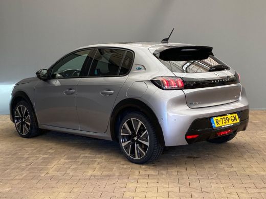 Peugeot e-208 EV GT 350 50 kWh 3 Fase | Panoramadak | Stoelverwarming | Keyless-Entry | Navigatie | Sfeerverlic... ActivLease financial lease