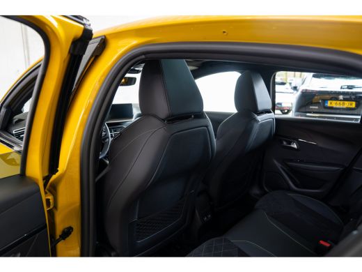 Peugeot e-208 EV GT Pack 50 kWh ActivLease financial lease