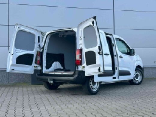 Peugeot Partner 1.5 BlueHDi 100 S&S L1 Camera | Digitale Binnenspiegel | Camera | Houten Laadvloer | Cruise | DAB... ActivLease financial lease