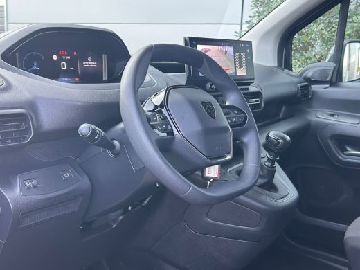 Peugeot Partner 1.5 BlueHDi 100 S&S L1 Camera | Digitale Binnenspiegel | Camera | Houten Laadvloer | Cruise | DAB... ActivLease financial lease