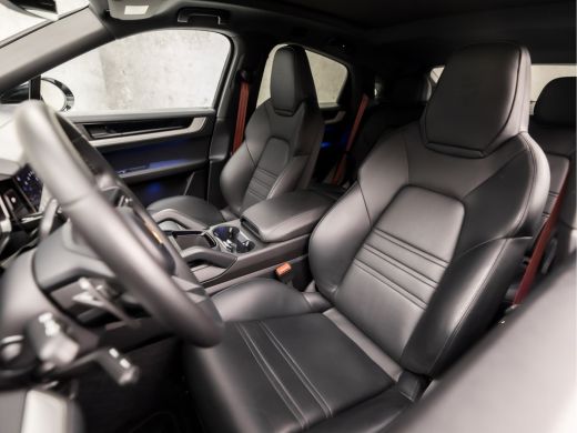 Porsche Cayenne 3.0 E-Hybrid SportDesign 471Pk Automaat (PANORAMADAK, LUCHTVERING, SPORT CHRONO PAKKET, SPORTUITL... ActivLease financial lease