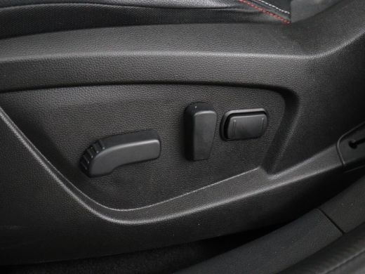 Renault Arkana 1.6 E-Tech Hybrid 145 R.S. Line | Leder/Alcantara | Stoelverwarming | Adaptive cruise | Camera | ... ActivLease financial lease