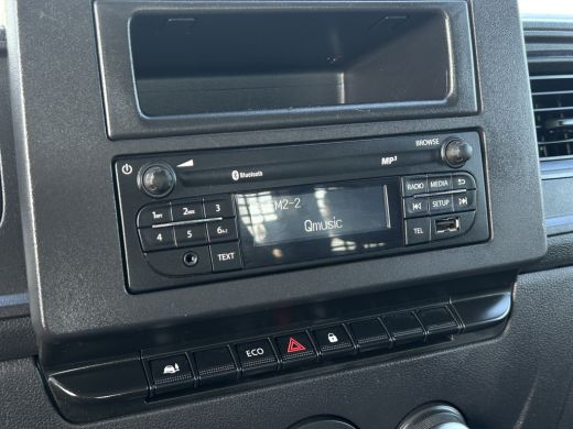 Renault Master T35 2.3 dCi 136 PK / PICK UP / 2.5 T TREKHAAK / 14.149 KM !! / 1e EIG. / AIRCO / BLUETOOTH / 3-ZITS ActivLease financial lease