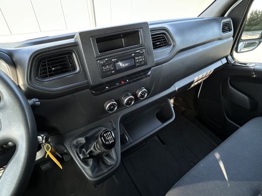 Renault Master T35 2.3 dCi 136 PK / PICK UP / 2.5 T TREKHAAK / 14.149 KM !! / 1e EIG. / AIRCO / BLUETOOTH / 3-ZITS ActivLease financial lease