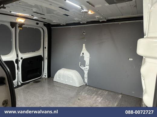 Renault Trafic 1.6 dCi 126pk L1H1 Euro6 Airco | Imperiaal | Navigatie | Cruisecontrol | Trekhaak Parkeersensoren... ActivLease financial lease