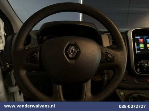 Renault Trafic 1.6 dCi 126pk L1H1 Euro6 Airco | Imperiaal | Navigatie | Cruisecontrol | Trekhaak Parkeersensoren... ActivLease financial lease