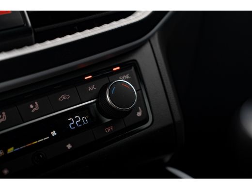 Seat Arona 1.0 TSI 95pk Style Business Connect | Stoelverwarming | Parkeersensoren achter | 16" | Climate Co... ActivLease financial lease