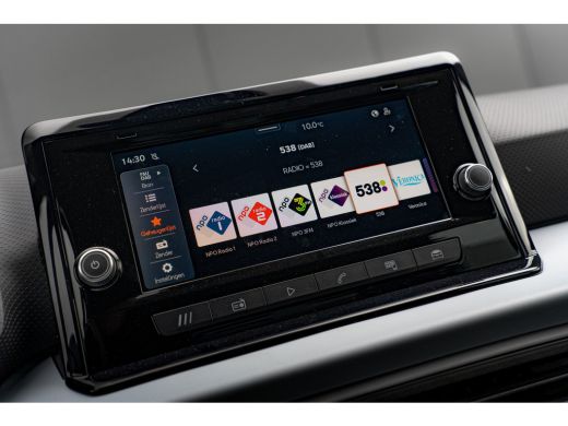 Seat Arona 1.0 TSI 95pk Style Business Connect | Stoelverwarming | Parkeersensoren achter | 16" | Climate Co... ActivLease financial lease