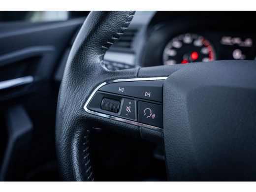 Seat Ibiza 1.0 TSI Style Business Intense | Achteruitrijcamera | Airco (automatisch) | Lichtmetalen velgen 15" ActivLease financial lease