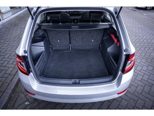 Skoda Fabia Combi 1.0 TSI Ambition | Airco | Apple Carplay/Android Auto|telefoonintegratie premium | Metaalkleur ActivLease financial lease