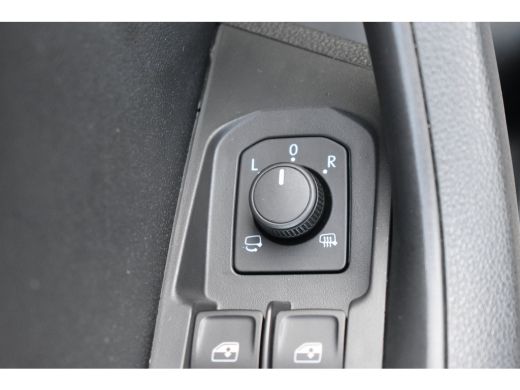 Skoda Karoq 1.5 TSI 150PK DSG-7 Business Edition | TREKHAAK | CAMERA | NAVIGATIE | LED | KEYLESS | VERLENGDE ... ActivLease financial lease