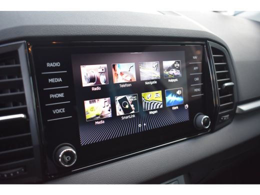 Skoda Karoq 1.5 TSI 150PK DSG-7 Business Edition | TREKHAAK | CAMERA | NAVIGATIE | LED | KEYLESS | VERLENGDE ... ActivLease financial lease