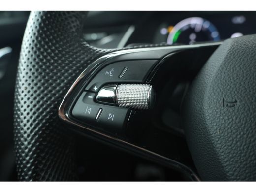 Skoda Octavia Combi 1.4 TSI iV PHEV Business Edition Volleder, navigatie, climate, stoelverw. ActivLease financial lease