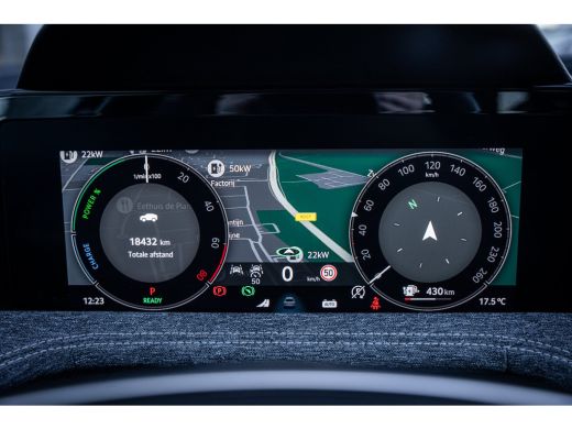Skoda Superb Combi 1.5 TSI iV First Edition | Achteruitrijcamera | Extra getint glas | Navigatiesysteem ActivLease financial lease