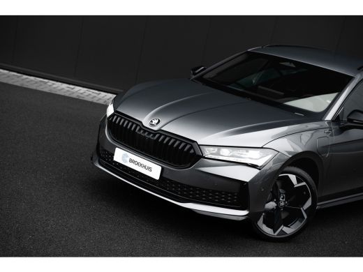 Skoda Superb Combi 1.5 TSI iV PHEV 218pk Sportline Business | Achteruitrijcamera | Climatronic, elektronische ... ActivLease financial lease