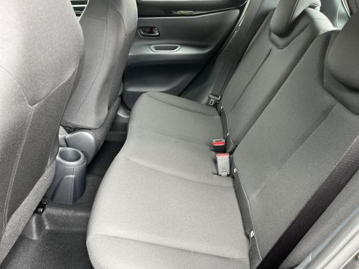 Toyota Aygo 1.0 VVT-i MT Play | Airconditioning | Carplay | Parkeercamera | Adaptive cruise control | ActivLease financial lease