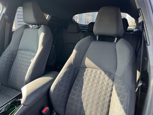 Toyota C-HR 2.0 Hybrid First Edition | All-in prijs | Automaat | Apple/Android auto ActivLease financial lease