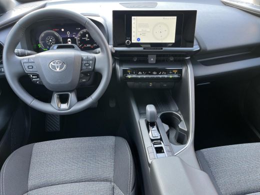 Toyota C-HR 2.0 Plug-in Hybrid 220 Dynamic | Shimmering silver metallic | Nieuw uit voorraad leverbaar | ActivLease financial lease