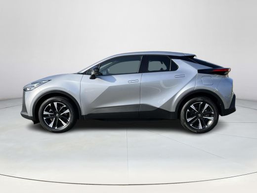 Toyota C-HR 2.0 Plug-in Hybrid 220 Dynamic | Shimmering silver metallic | Nieuw uit voorraad leverbaar | ActivLease financial lease