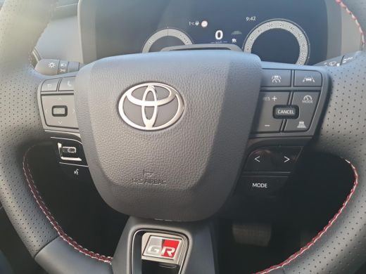 Toyota C-HR 2.0 Plug-in Hybrid 220 GR SPORT **NIEUWE AUTO/ PLUG IN HYBRIDE/ DIRECT LEVERBAAR** ActivLease financial lease