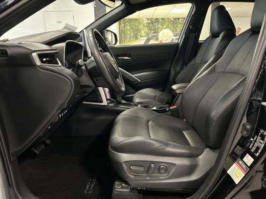 Toyota Corolla Cross Hybrid 200 Executive ActivLease financial lease