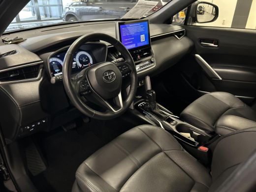 Toyota Corolla Cross Hybrid 200 Executive ActivLease financial lease