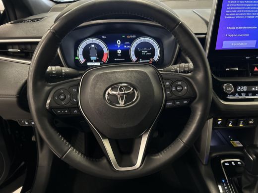 Toyota Corolla Cross Hybrid 200 Executive ActivLease financial lease