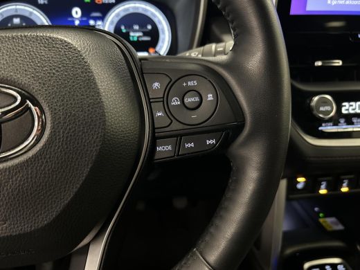 Toyota Corolla Cross Hybrid 200 Executive ActivLease financial lease