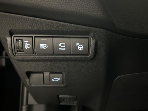 Toyota Corolla Cross Hybrid 200 Executive ActivLease financial lease