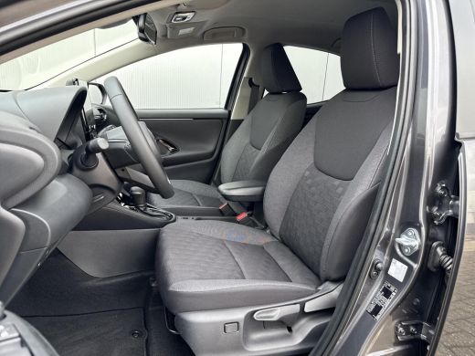 Toyota Yaris 1.5 Hybrid 115 Dynamic **NIEUWE AUTO/ COMFORT PACK/ DIRECT LEVERBAAR** ActivLease financial lease