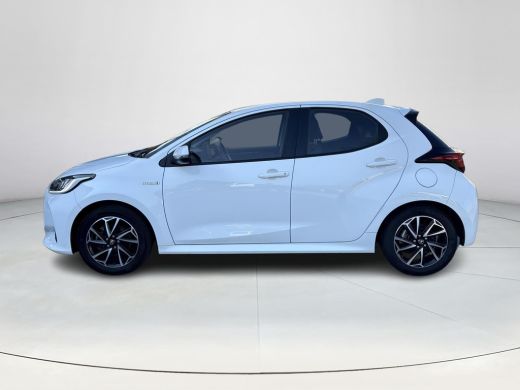 Toyota Yaris 1.5 Hybrid Dynamic **KEYLESS/ AADAPTIEF CRUISE CONTROL/ CLIMATE CONTROL** ActivLease financial lease