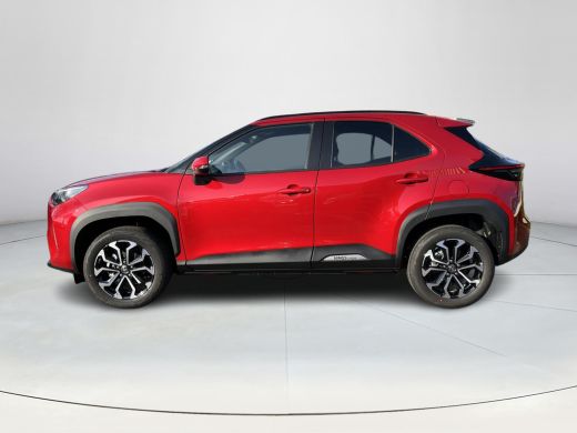 Toyota Yaris Cross 1.5 Hybrid 130 Dynamic | Emotional red premium metallic | 2026 model | Nieuw uit voorraad leverba... ActivLease financial lease