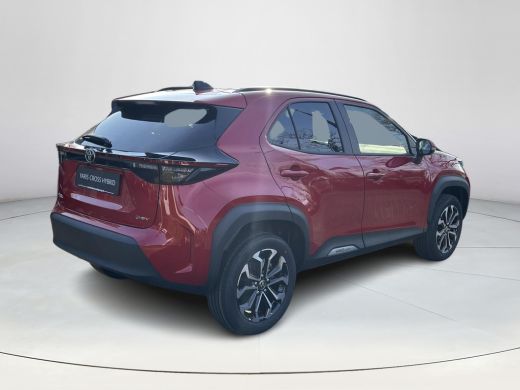 Toyota Yaris Cross 1.5 Hybrid 130 Dynamic | Emotional red premium metallic | 2026 model | Nieuw uit voorraad leverba... ActivLease financial lease