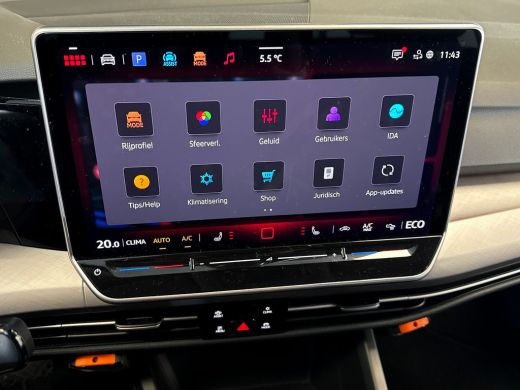 Volkswagen Golf 1.5 204pk eHybrid Life Edition Licht en Zicht Pakket incl. Light Assist | Parkeerassistent 'Park ... ActivLease financial lease