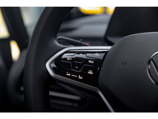 Volkswagen ID.3 59kWh 204pk Pro Business | Achterlichten LED, luxe uitgevoerd incl. dynamische knipperlichten | A... ActivLease financial lease