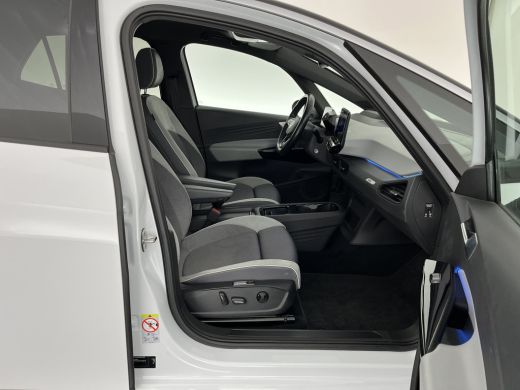Volkswagen ID.3 First Max 58 kWh [ 3-Fase-11kW ] {SOH-89%} (INCL-BTW) *HEATPUMP | PANO | HEAD-UP | ADAPTIVE-CRUIS... ActivLease financial lease