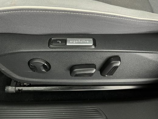 Volkswagen ID.3 First Max 58 kWh [ 3-Fase-11kW ] {SOH-89%} (INCL-BTW) *HEATPUMP | PANO | HEAD-UP | ADAPTIVE-CRUIS... ActivLease financial lease