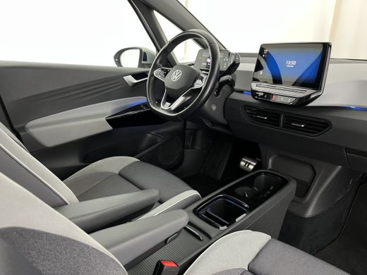 Volkswagen ID.3 First Max 58 kWh [ 3-Fase-11kW ] {SOH-89%} (INCL-BTW) *HEATPUMP | PANO | HEAD-UP | ADAPTIVE-CRUIS... ActivLease financial lease