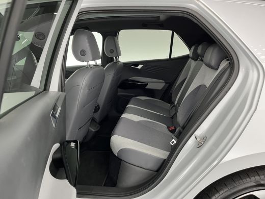 Volkswagen ID.3 First Max 58 kWh [ 3-Fase-11kW ] {SOH-89%} (INCL-BTW) *HEATPUMP | PANO | HEAD-UP | ADAPTIVE-CRUIS... ActivLease financial lease