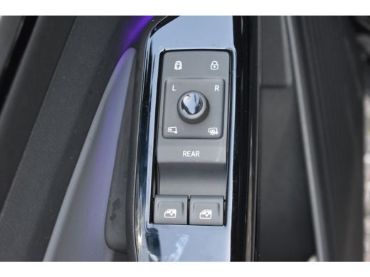 Volkswagen ID.4 77 kWh 286PK Pro Limited Edition | BLACK EDITION | 19 INCH | NAVIGATIE | CAMERA | STOEL + STUURVE... ActivLease financial lease