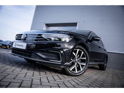Volkswagen Passat Variant 1.4 TSI 218PK PHEV GTE Business | Cruise control adaptief | DAB ontvanger | Electronic cl... ActivLease financial lease