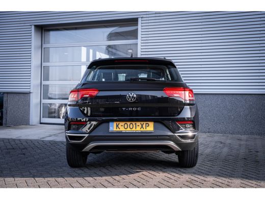 Volkswagen T-Roc 1.0 TSI Style | Airco | Cruise control adaptief | Lichtmetalen velgen 16" ActivLease financial lease