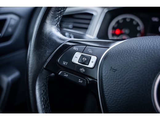 Volkswagen T-Roc 1.0 TSI Style | Airco | Cruise control adaptief | Lichtmetalen velgen 16" ActivLease financial lease