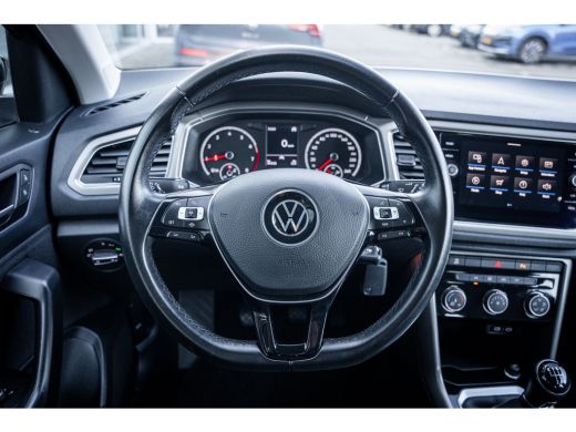 Volkswagen T-Roc 1.0 TSI Style | Airco | Cruise control adaptief | Lichtmetalen velgen 16" ActivLease financial lease