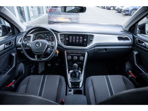 Volkswagen T-Roc 1.0 TSI Style | Airco | Cruise control adaptief | Lichtmetalen velgen 16" ActivLease financial lease